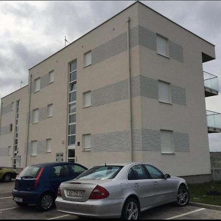 Apartmani Matko 닌 외부 사진